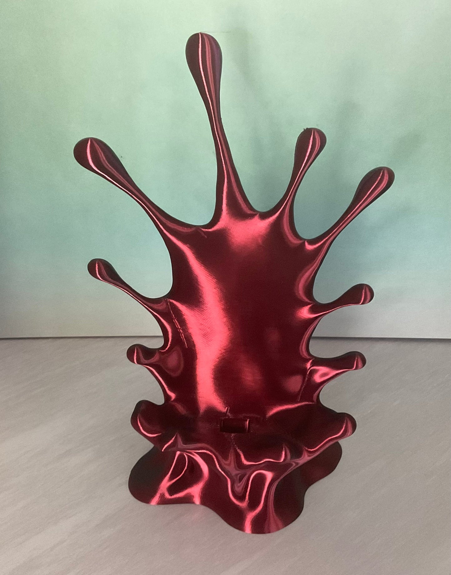 Splatter Phone Stand – Red to Black Silk PLA
